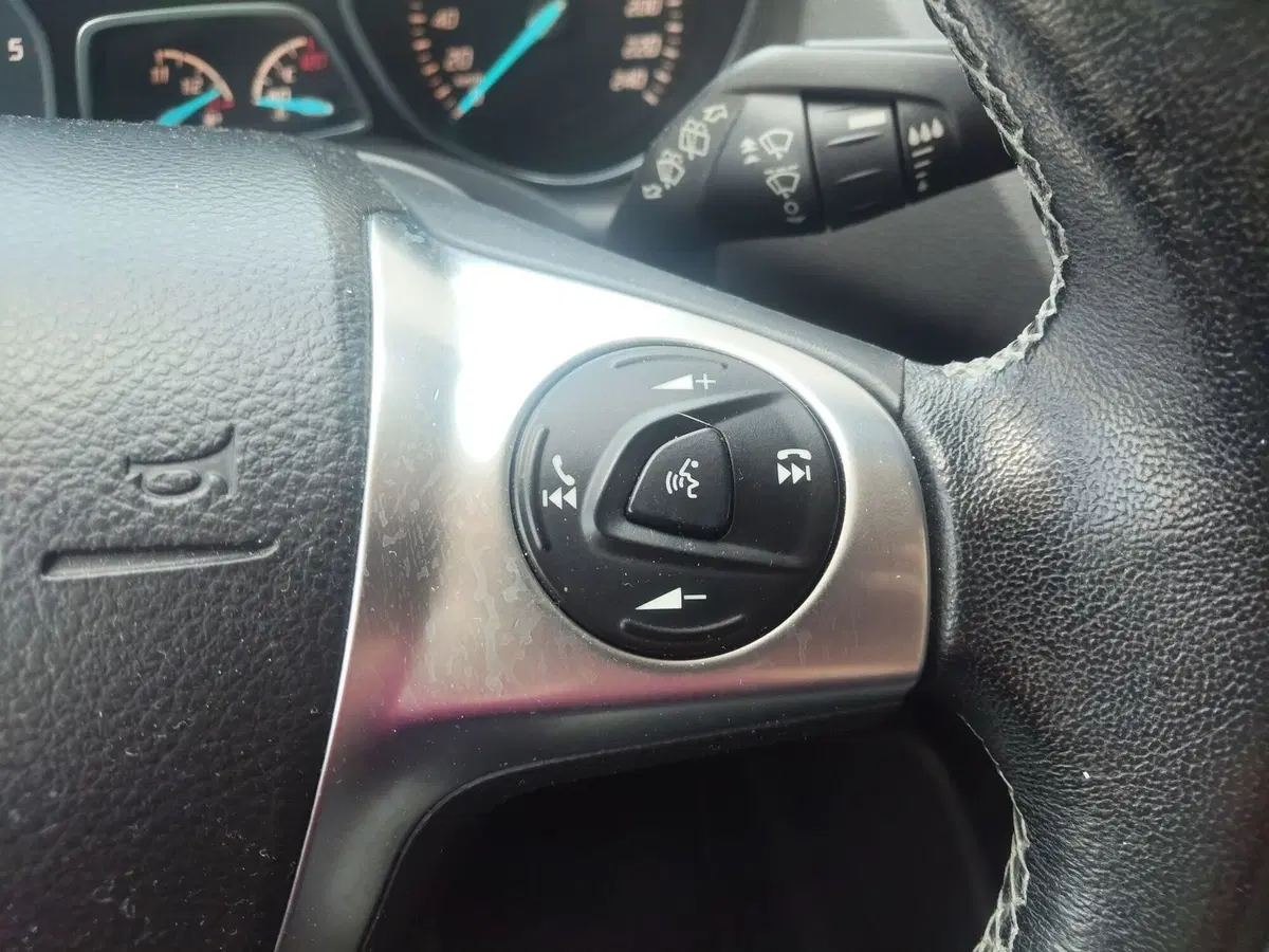 Ford Kuga usata a Modena (14)