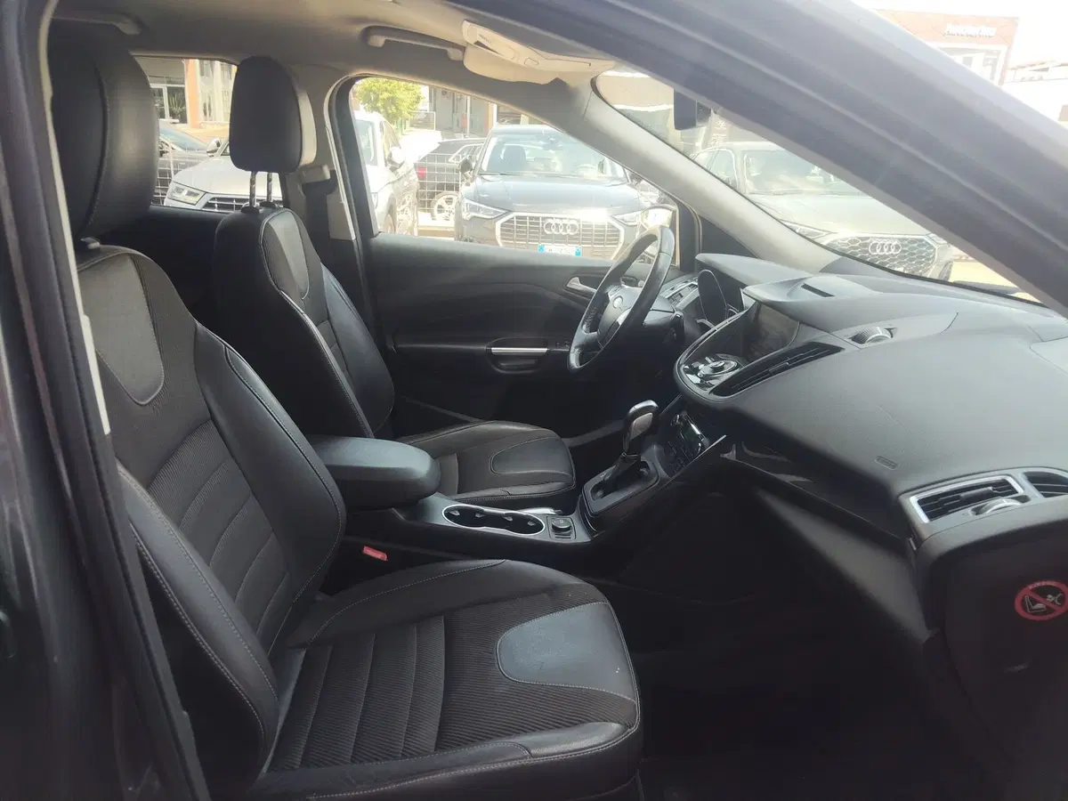 Ford Kuga usata a Modena (17)