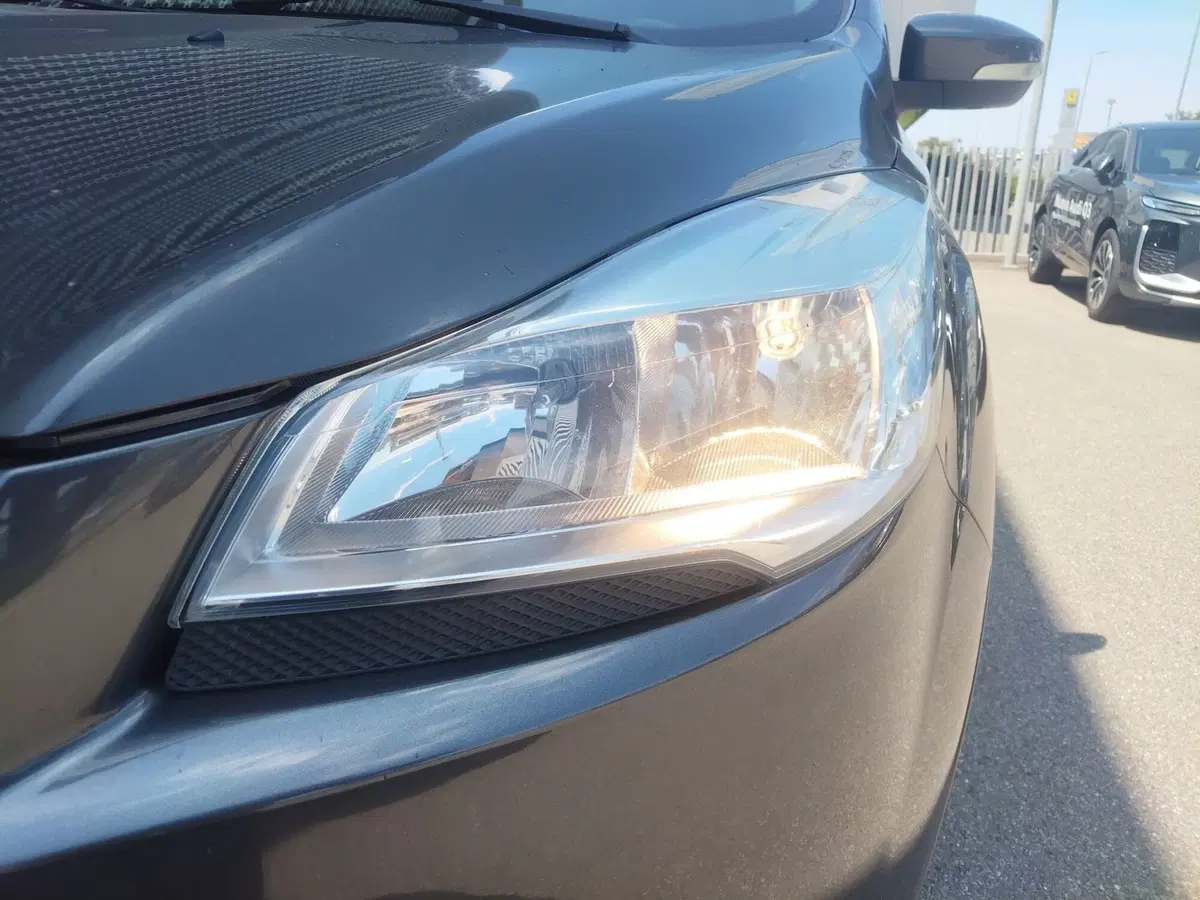 Ford Kuga usata a Modena (19)