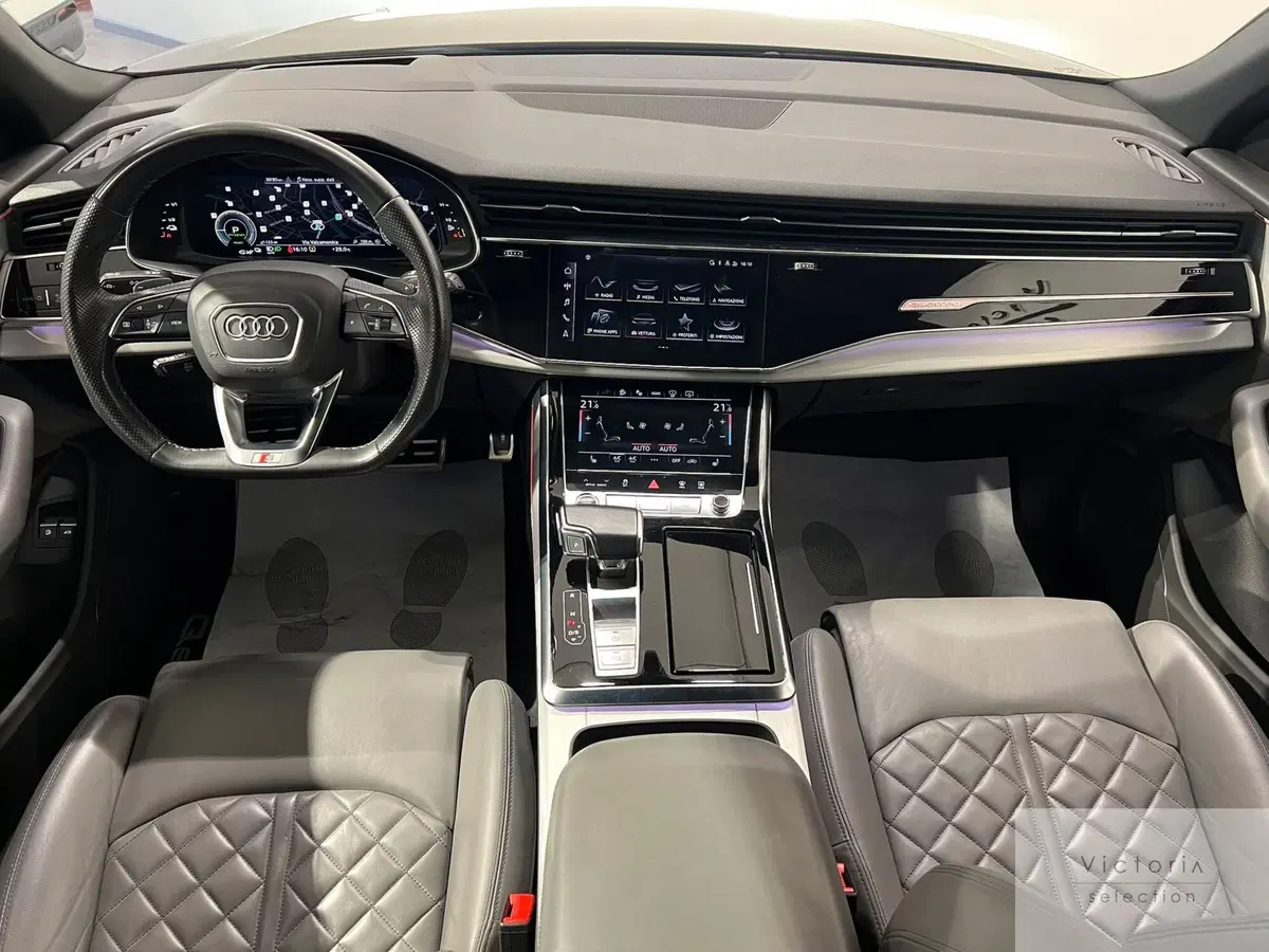 Audi Q8 Sportback usata a Brescia (13)