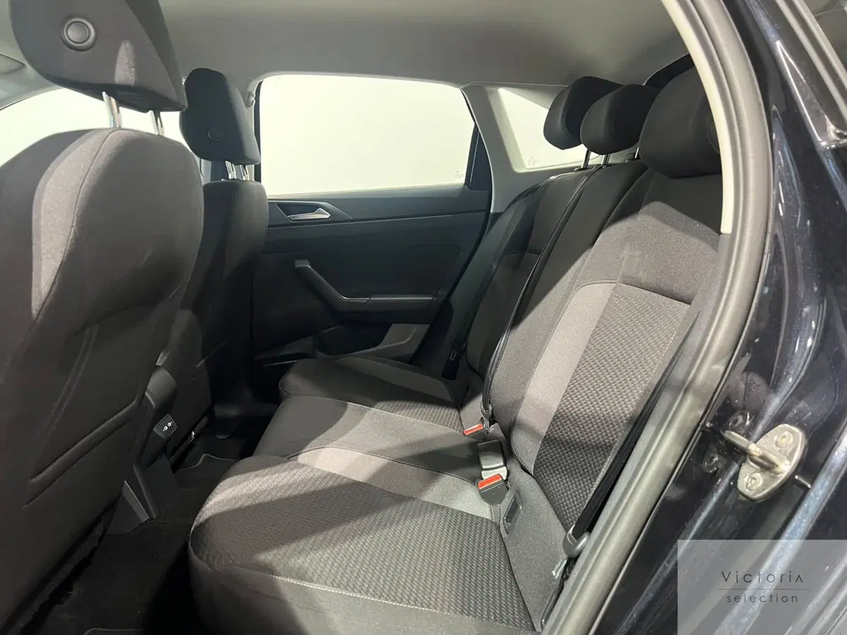 Volkswagen Taigo usata a Brescia (15)