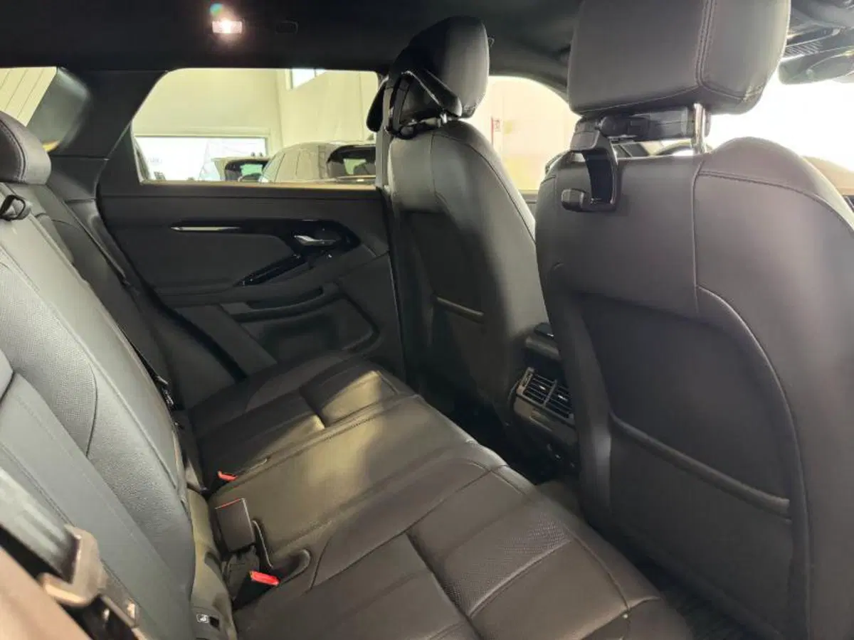 Land Rover Range Rover Evoque usata a Venezia (15)