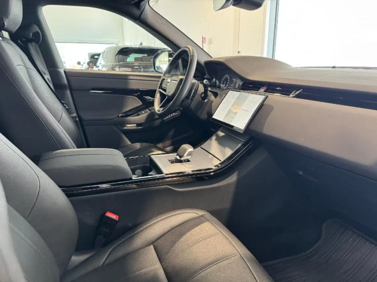 Land Rover Range Rover Evoque usata a Venezia (16)