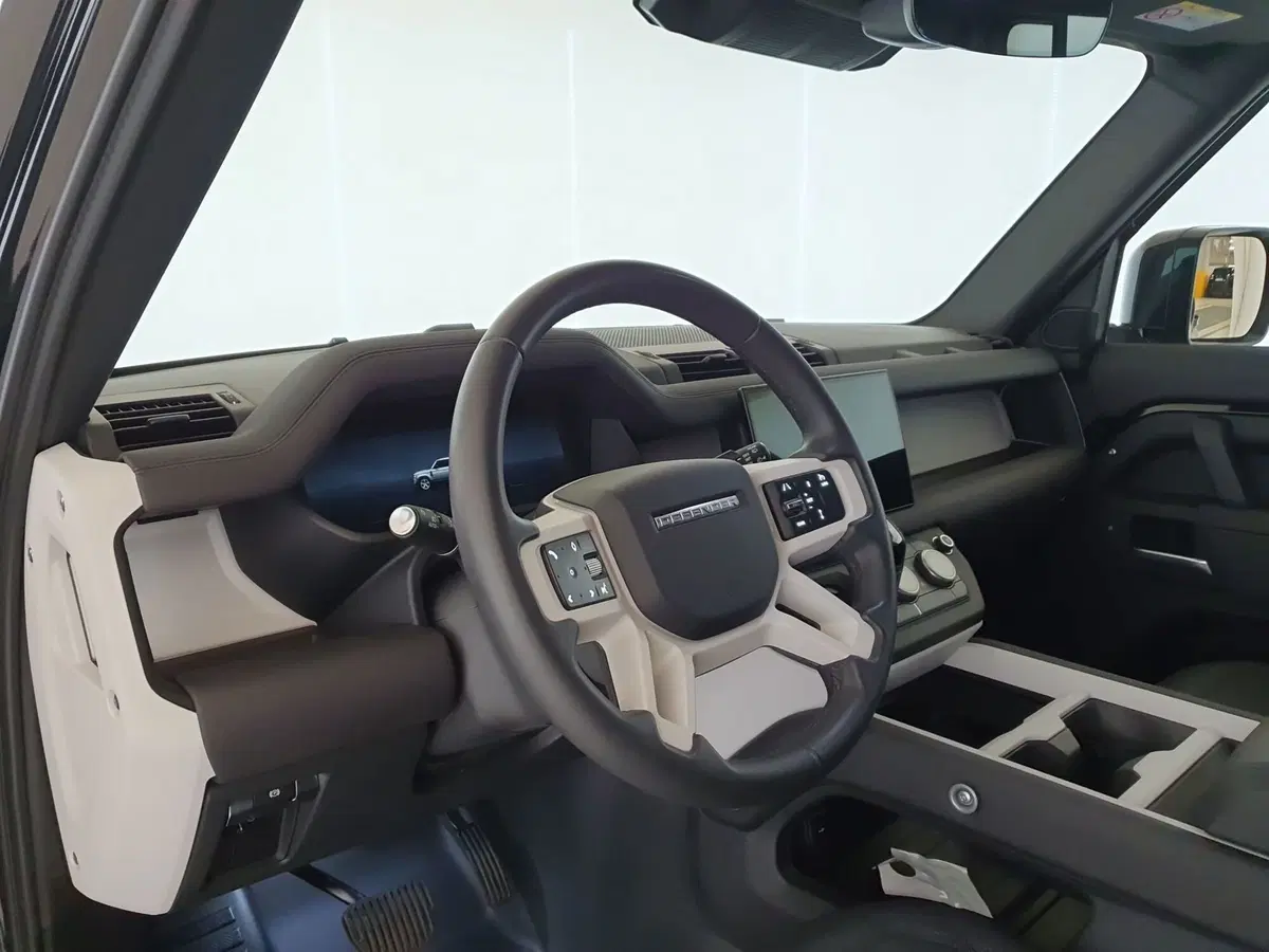 Land Rover Defender usata a Monza e Brianza (16)