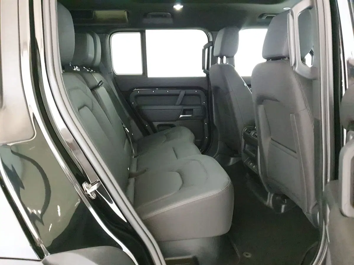 Land Rover Defender usata a Monza e Brianza (5)