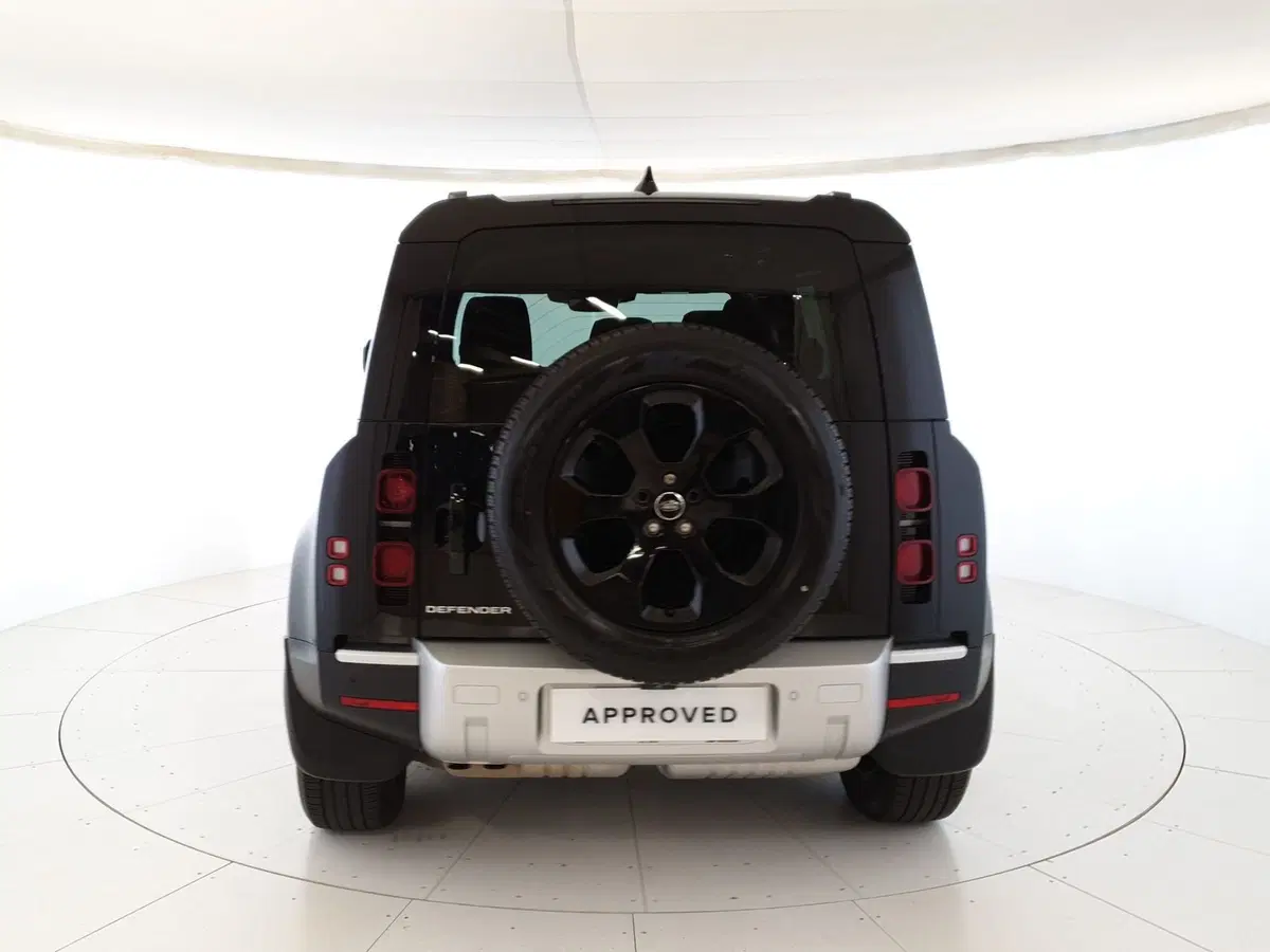 Land Rover Defender usata a Monza e Brianza (7)