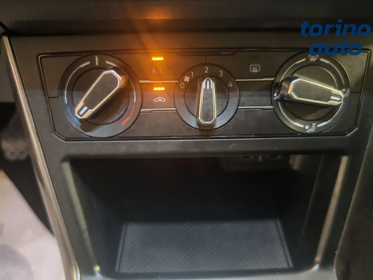 Volkswagen Polo usata a Torino (17)