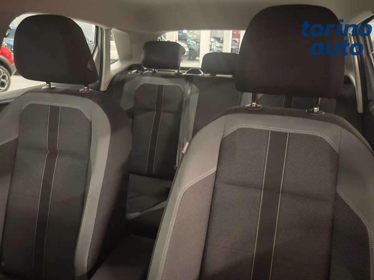 Volkswagen Polo usata a Torino (7)
