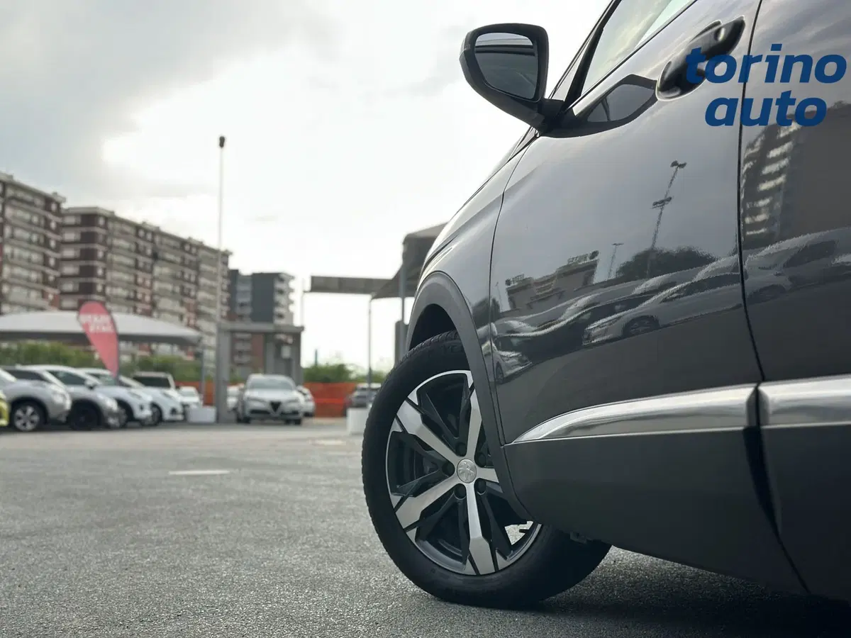 Peugeot 5008 usata a Torino (10)