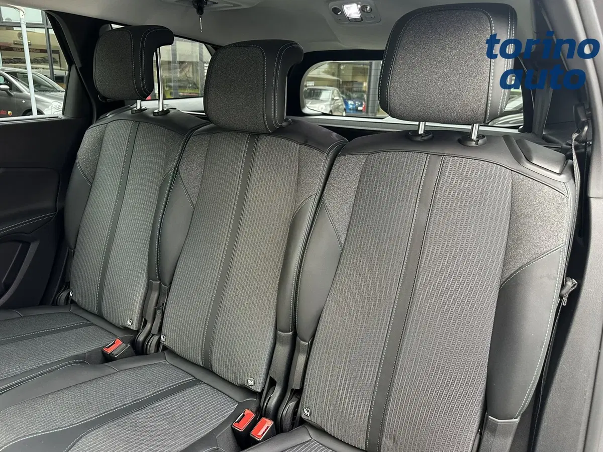 Peugeot 5008 usata a Torino (12)