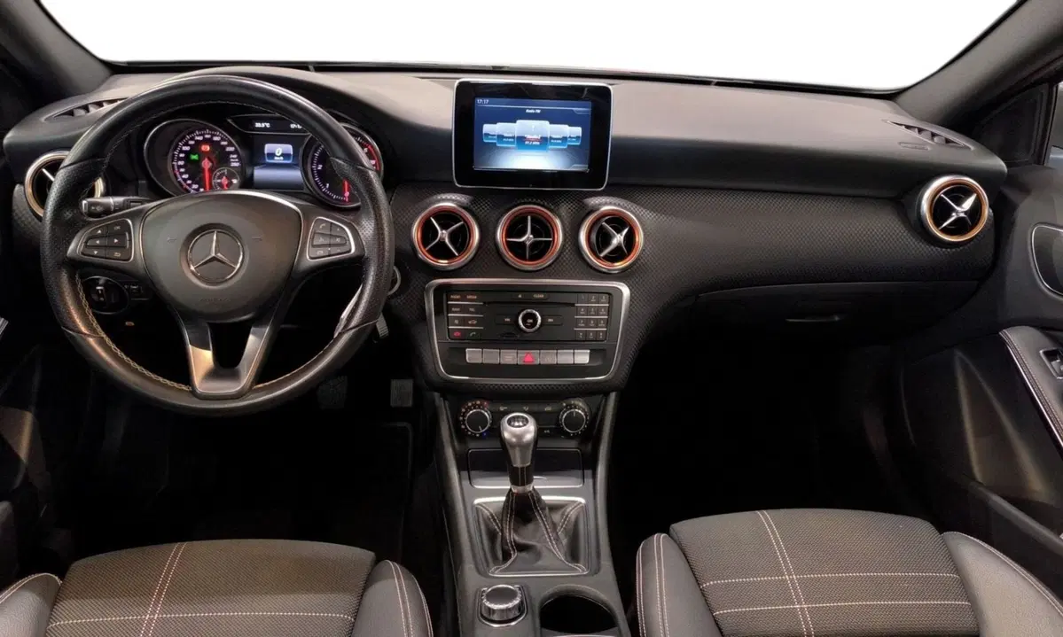 Mercedes-Benz Classe A usata a Udine (11)
