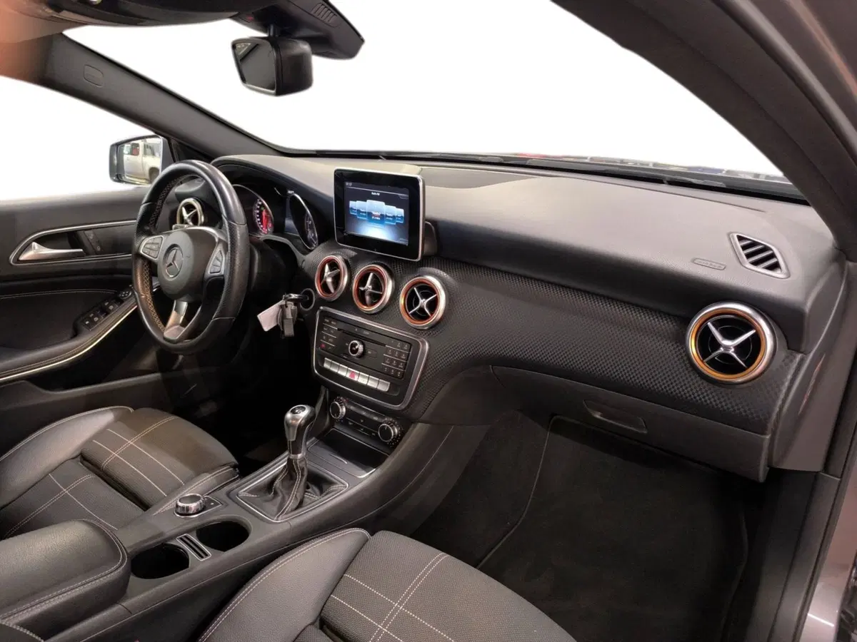 Mercedes-Benz Classe A usata a Udine (12)