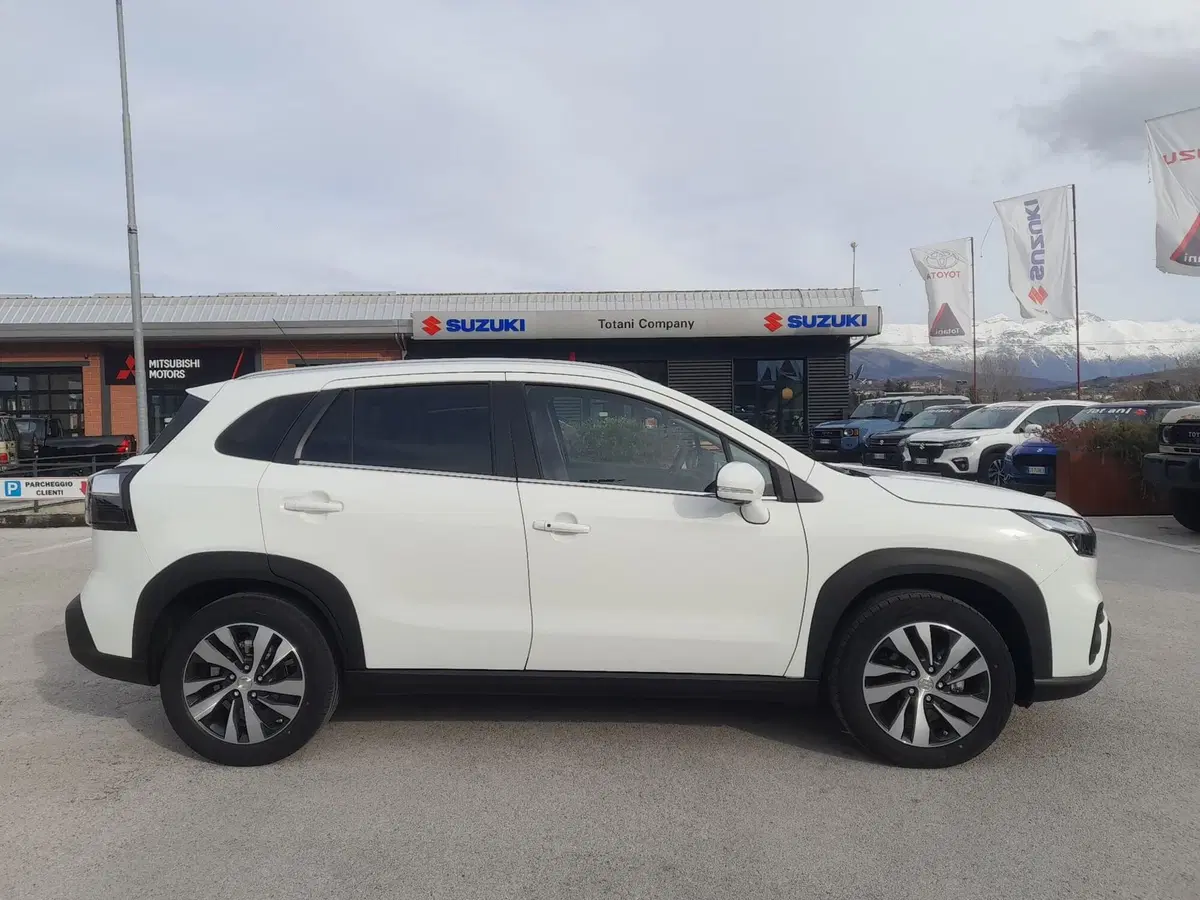 Suzuki S-Cross nuova a L'Aquila (16)