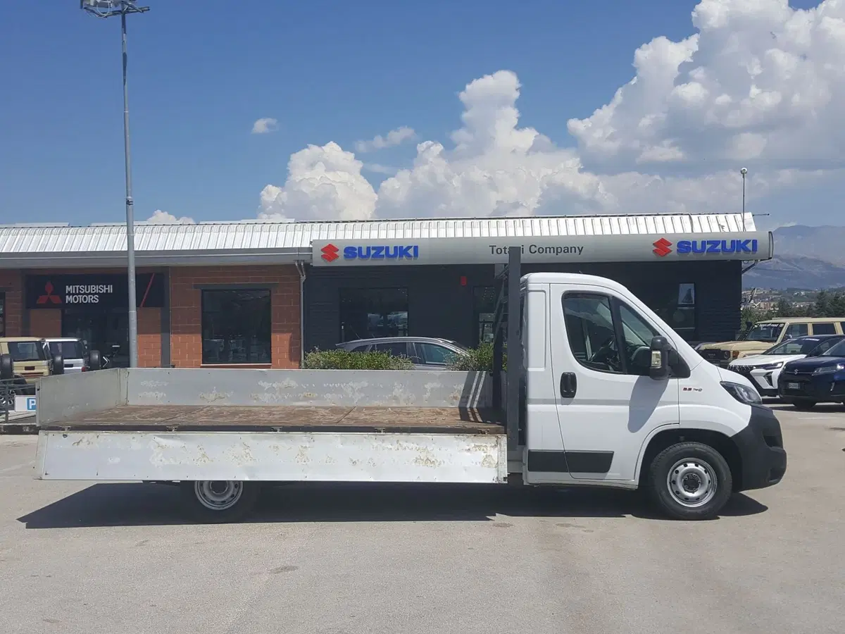 Fiat Ducato Furgone Vetrato usata a L'Aquila (2)
