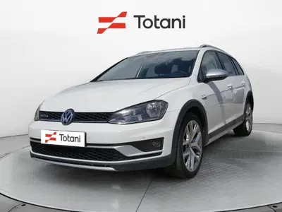 Volkswagen Golf Variant Alltrack 2.0 TDI 4MOTION Executive BMT del 2016 usata a L'Aquila