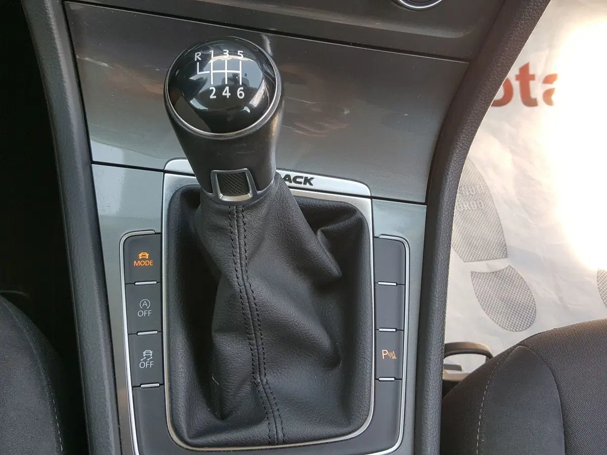 Volkswagen Golf Variant usata a L'Aquila (12)