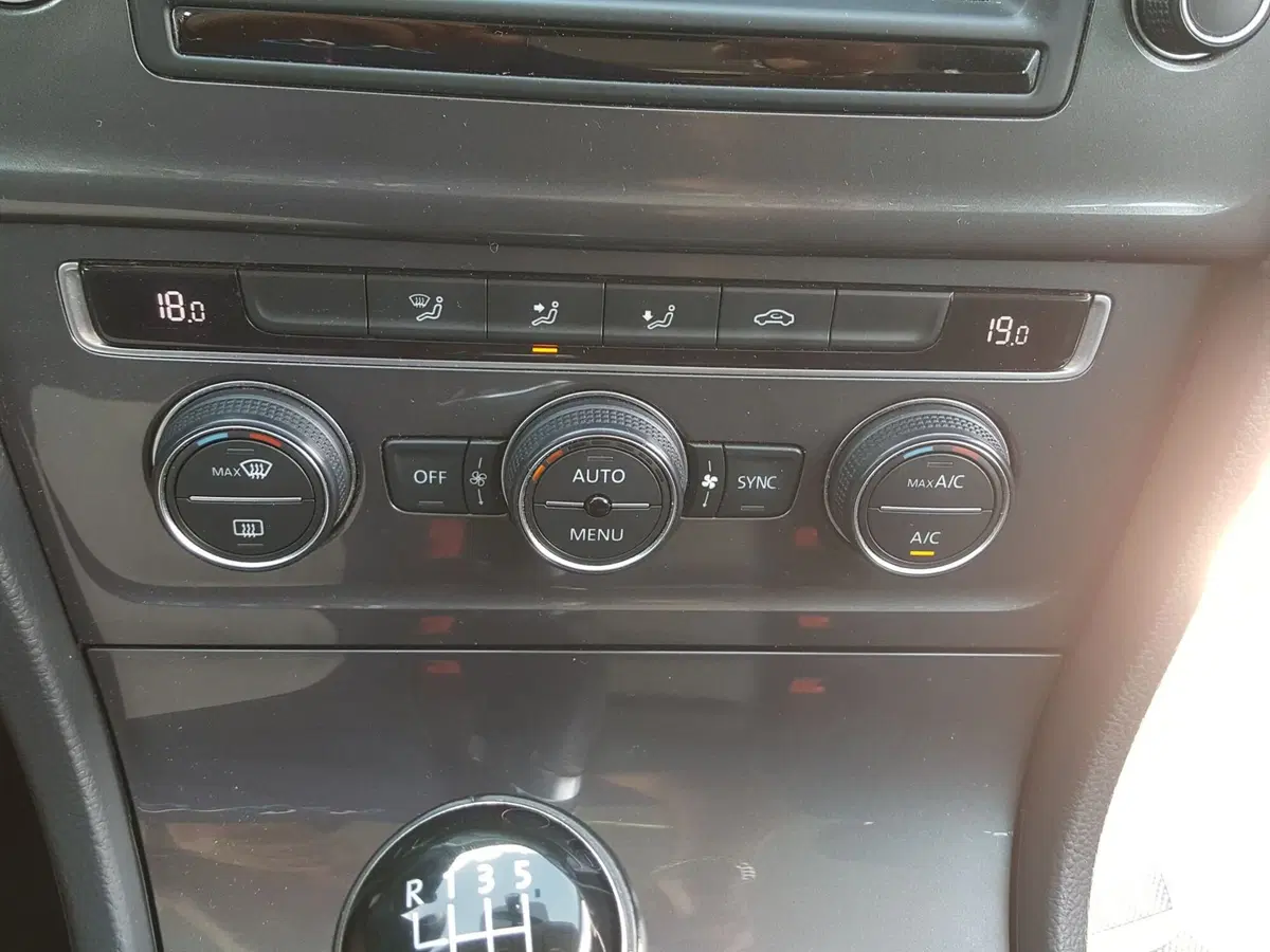 Volkswagen Golf Variant usata a L'Aquila (13)