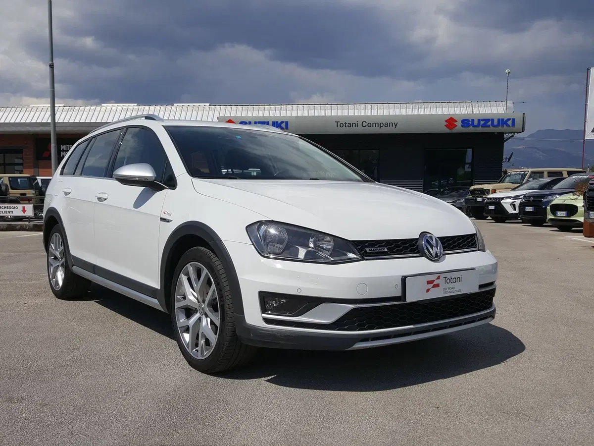 Volkswagen Golf Variant usata a L'Aquila (4)