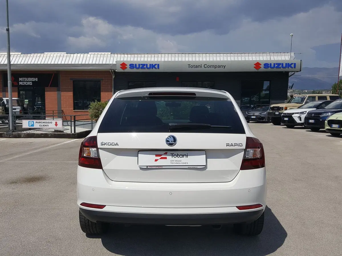 Skoda Rapid Spaceback usata a L'Aquila (6)