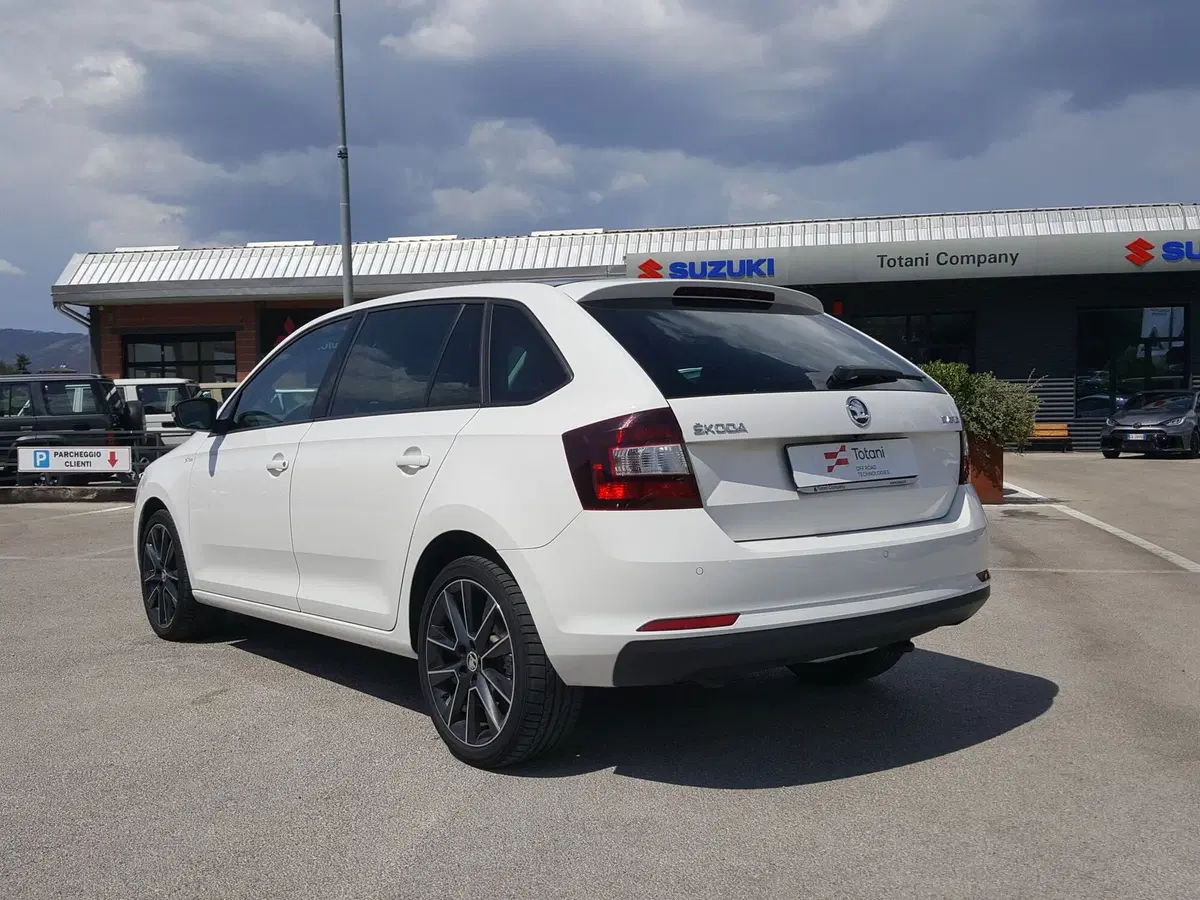 Skoda Rapid Spaceback usata a L'Aquila (8)