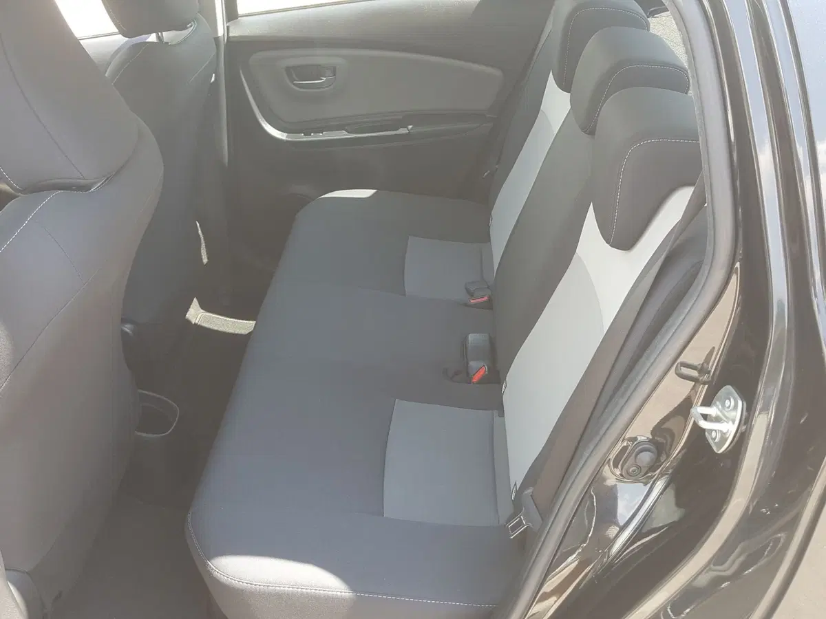Toyota Yaris usata a L'Aquila (17)