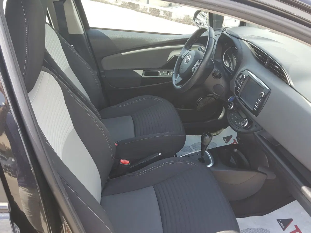 Toyota Yaris usata a L'Aquila (20)