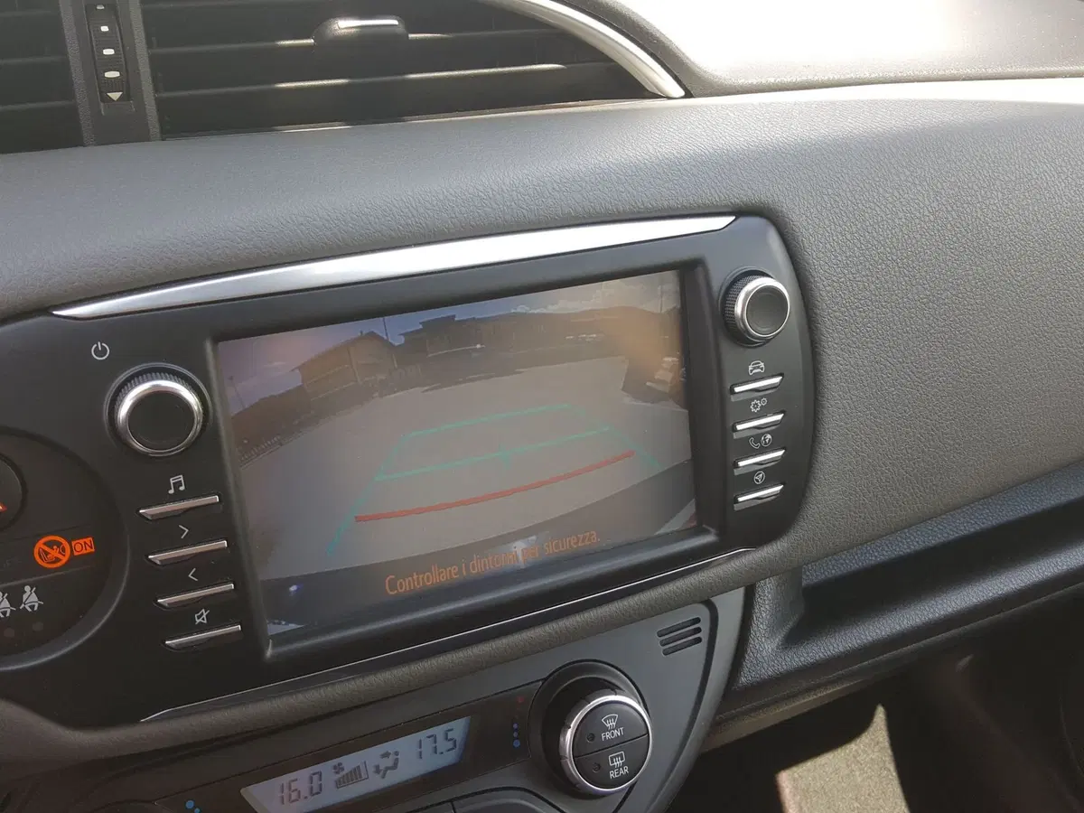 Toyota Yaris usata a L'Aquila (7)