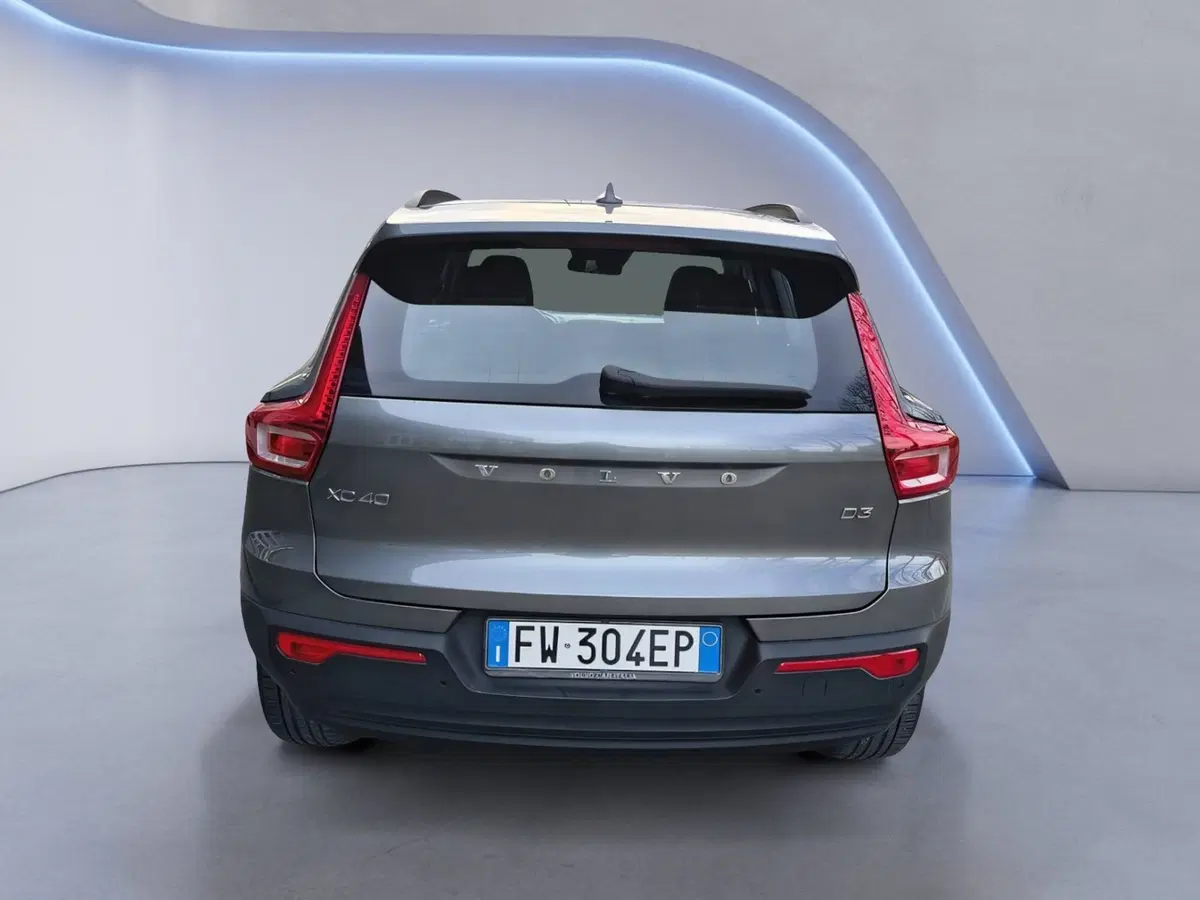 Volvo XC40 usata a Padova (5)