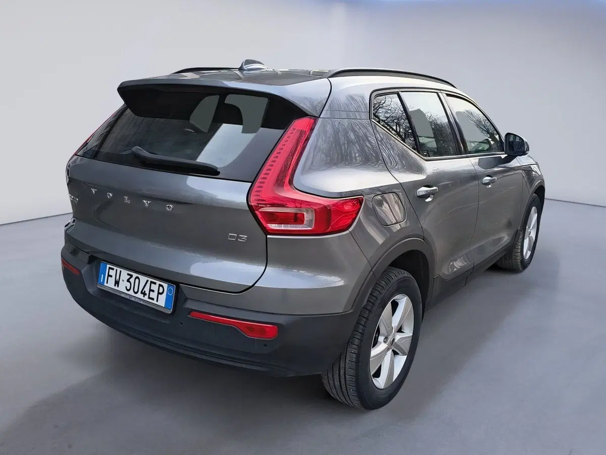 Volvo XC40 usata a Padova (6)
