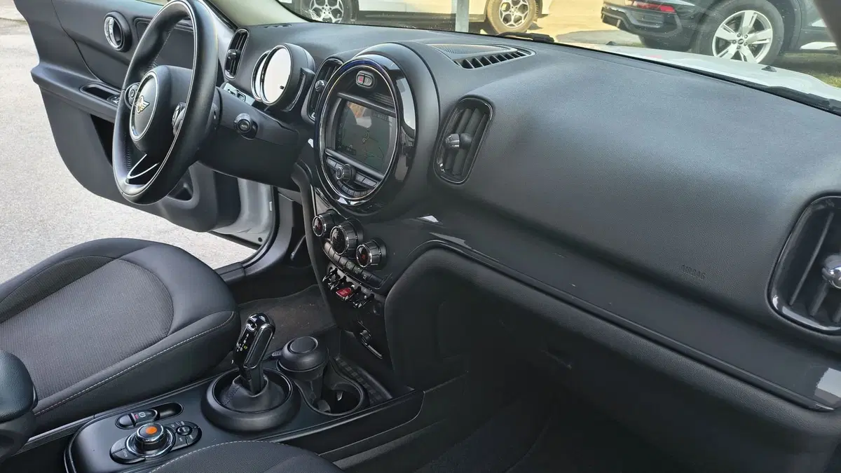 MINI Mini Countryman usata a Padova (11)