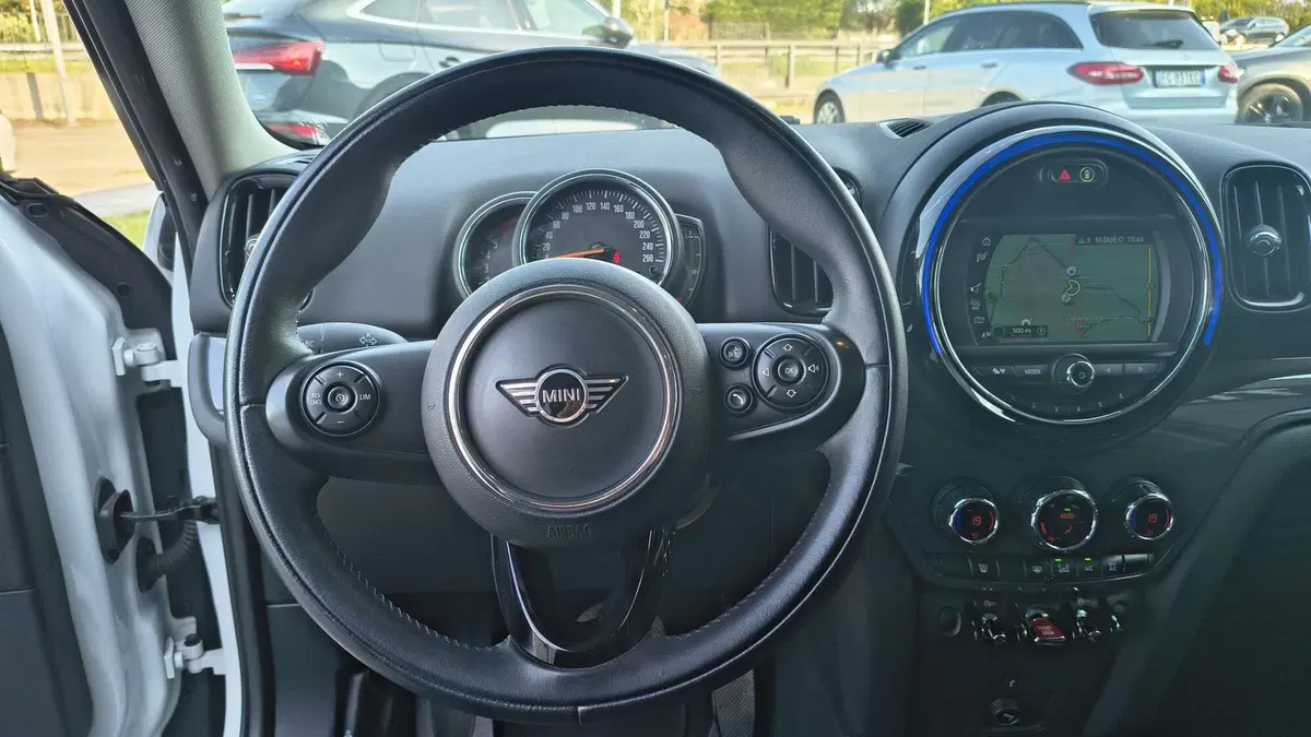 MINI Mini Countryman usata a Padova (9)