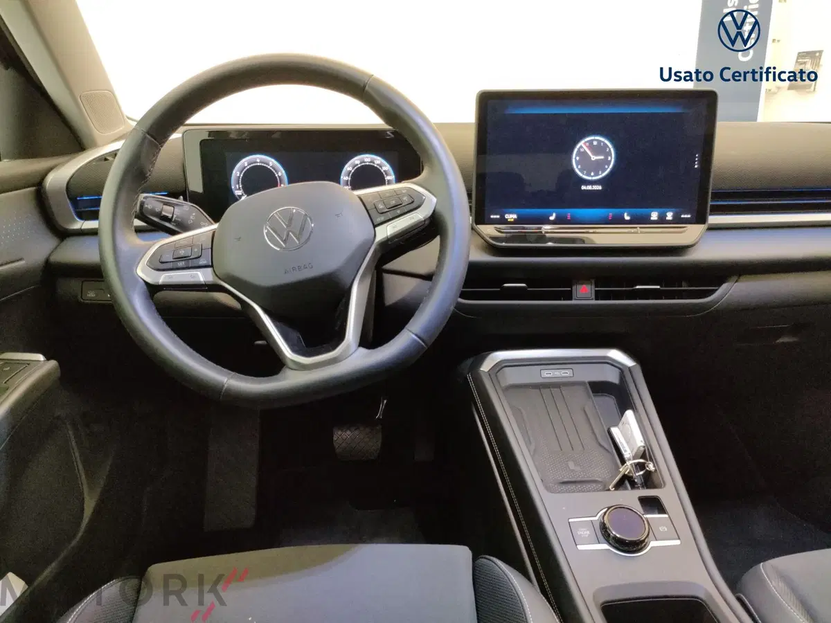 Volkswagen T-Roc usata a Varese (12)