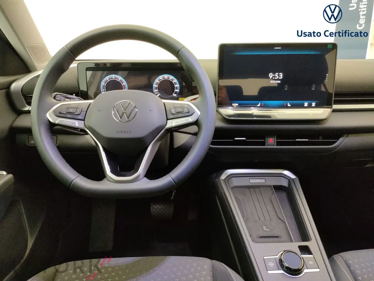 Volkswagen T-Roc usata a Varese (12)