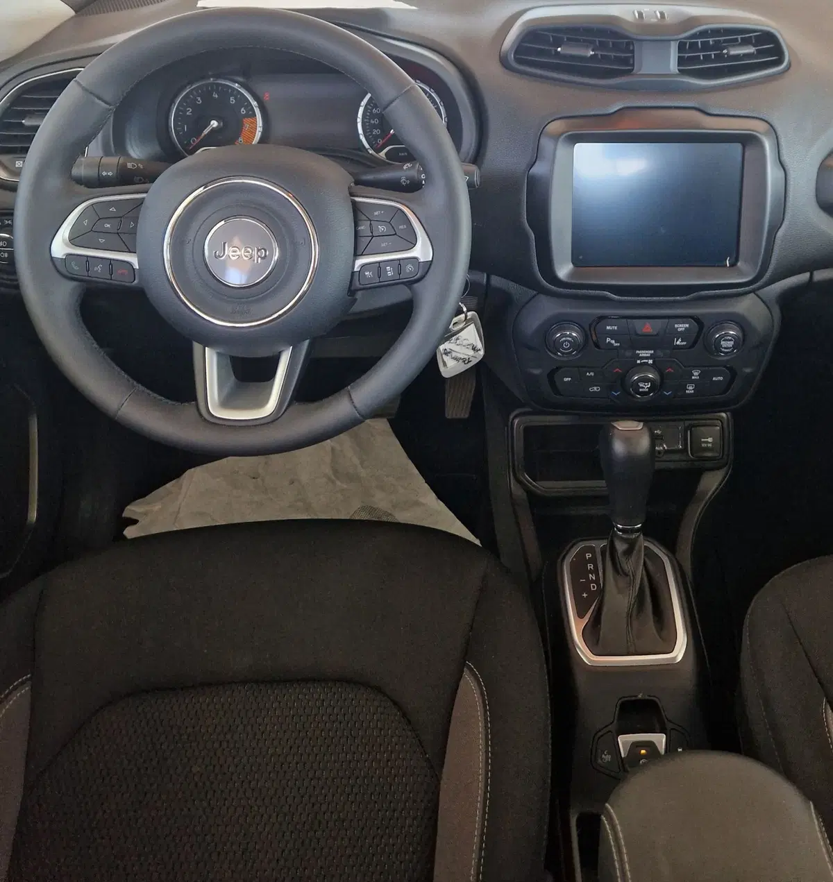 Jeep Renegade usata a Terni (11)