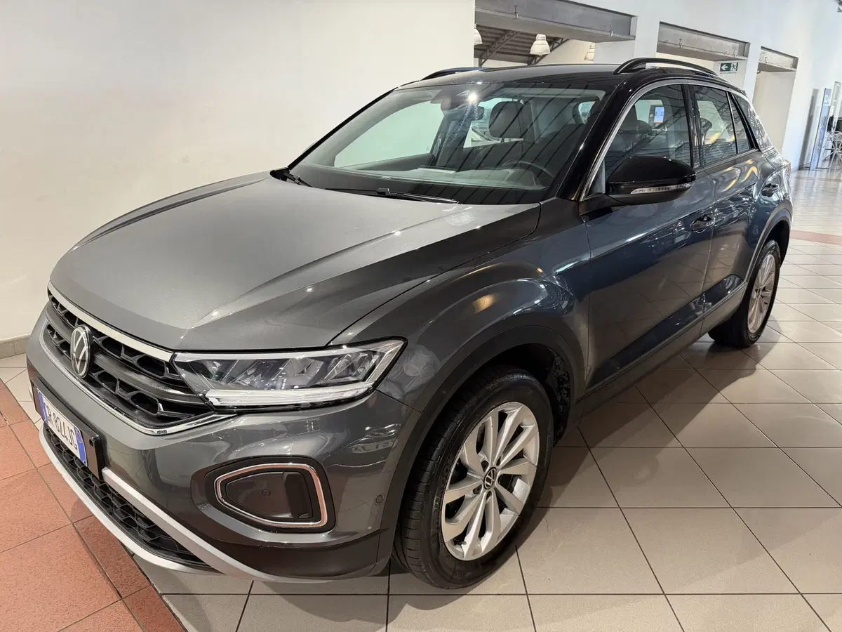 Volkswagen T-Roc usata a Genova