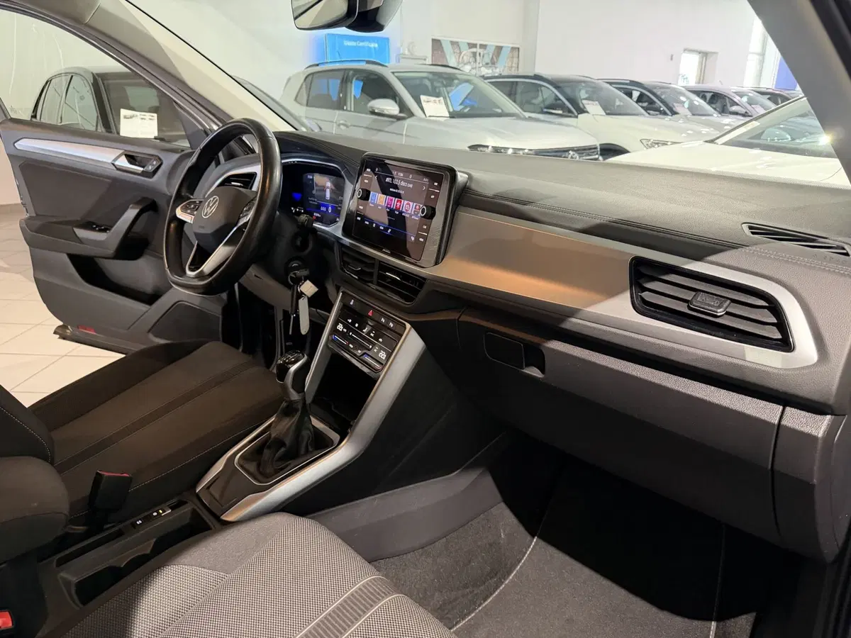 Volkswagen T-Roc usata a Genova (10)