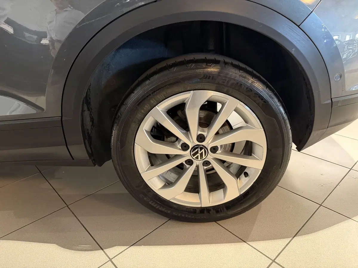 Volkswagen T-Roc usata a Genova (14)