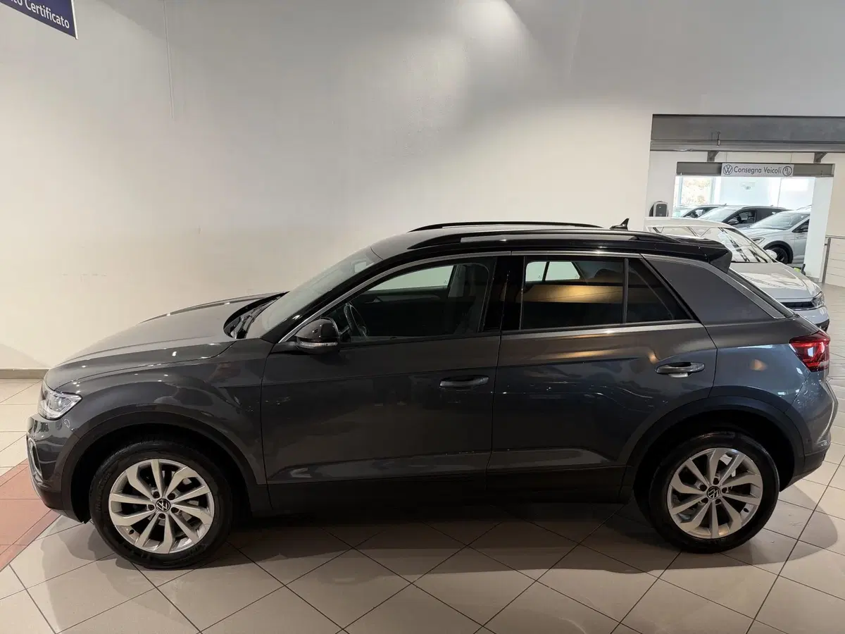 Volkswagen T-Roc usata a Genova (2)