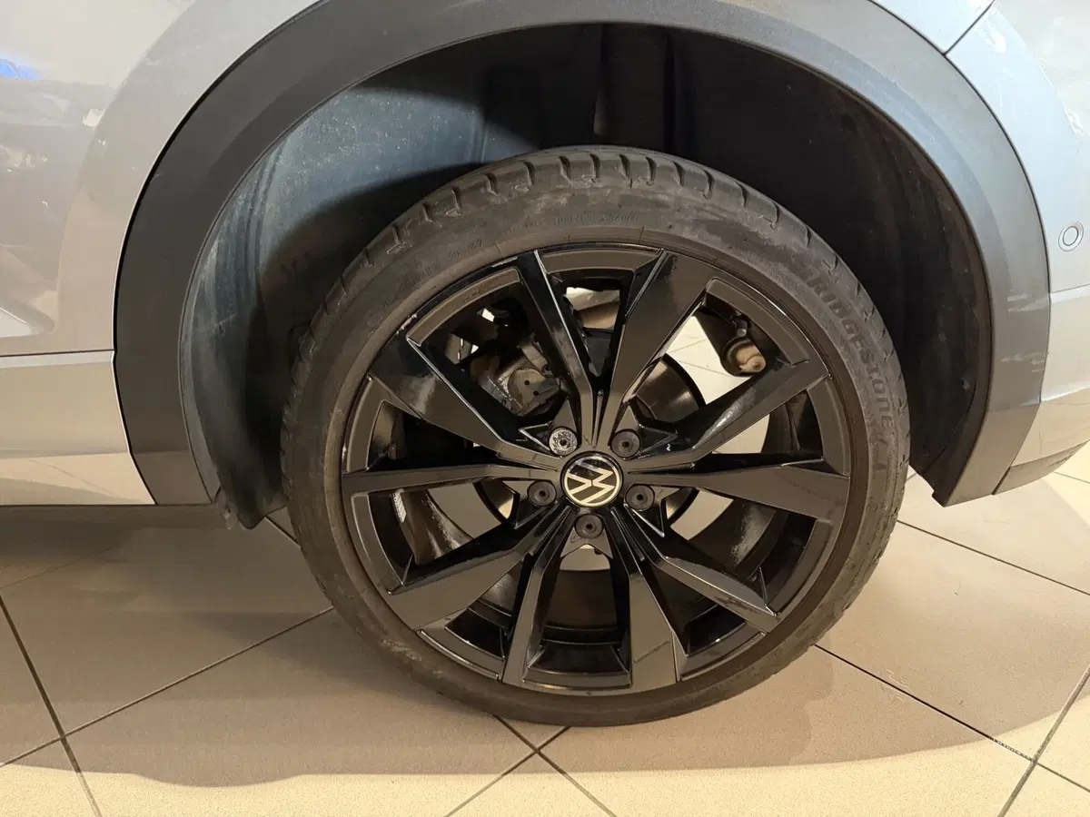 Volkswagen T-Roc usata a Genova (15)