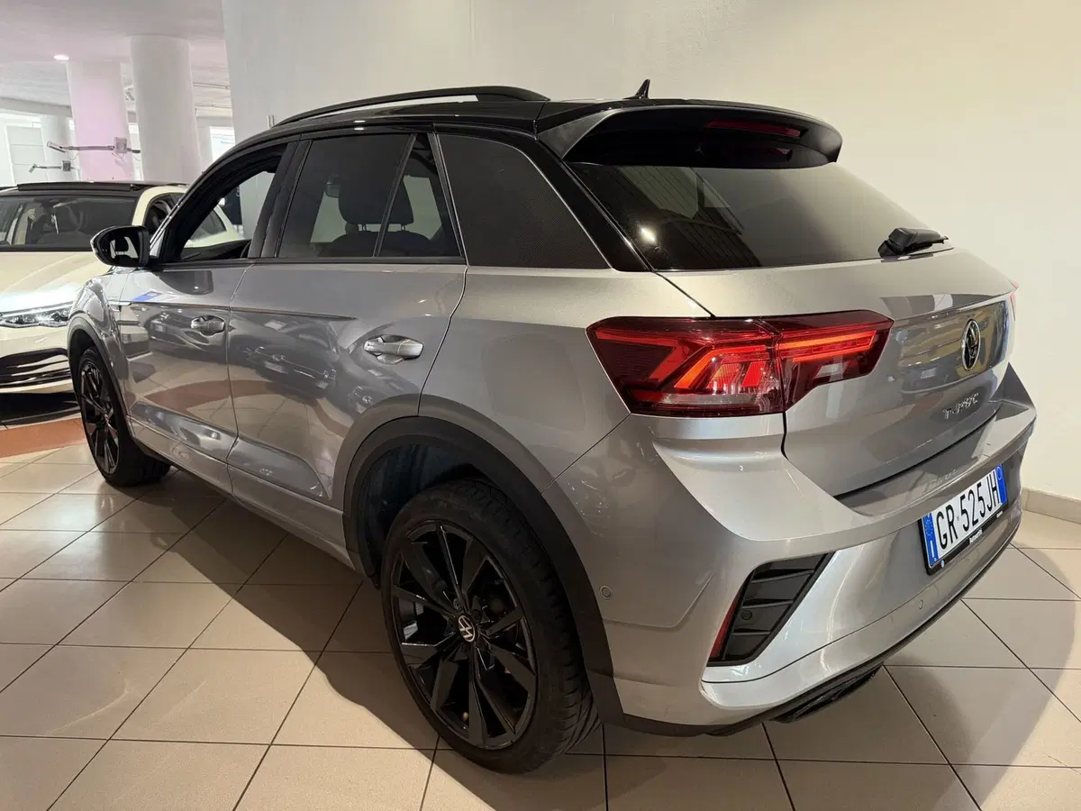 Volkswagen T-Roc usata a Genova (3)