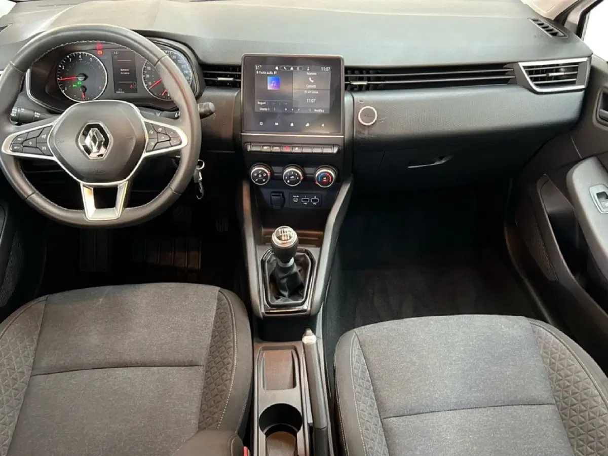 Renault Clio usata a Roma (11)