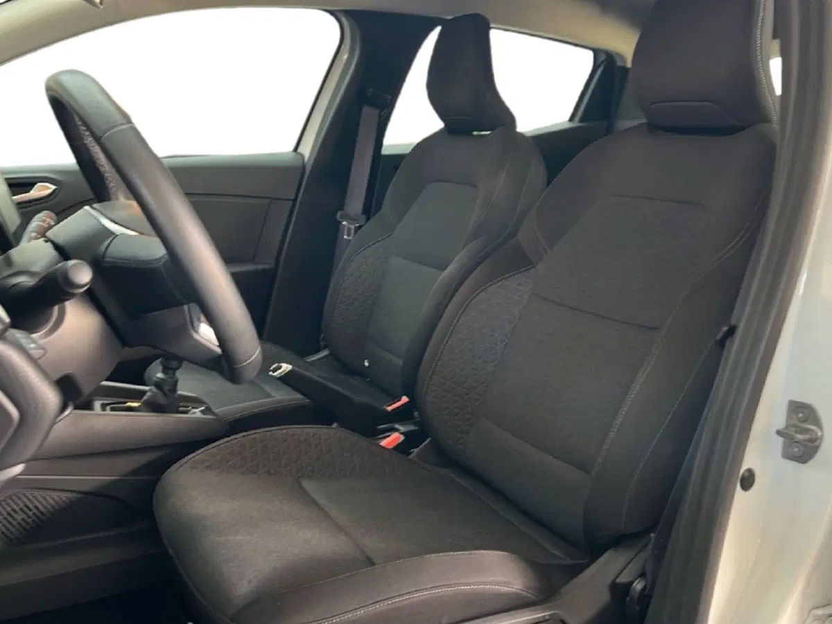 Renault Clio usata a Roma (12)
