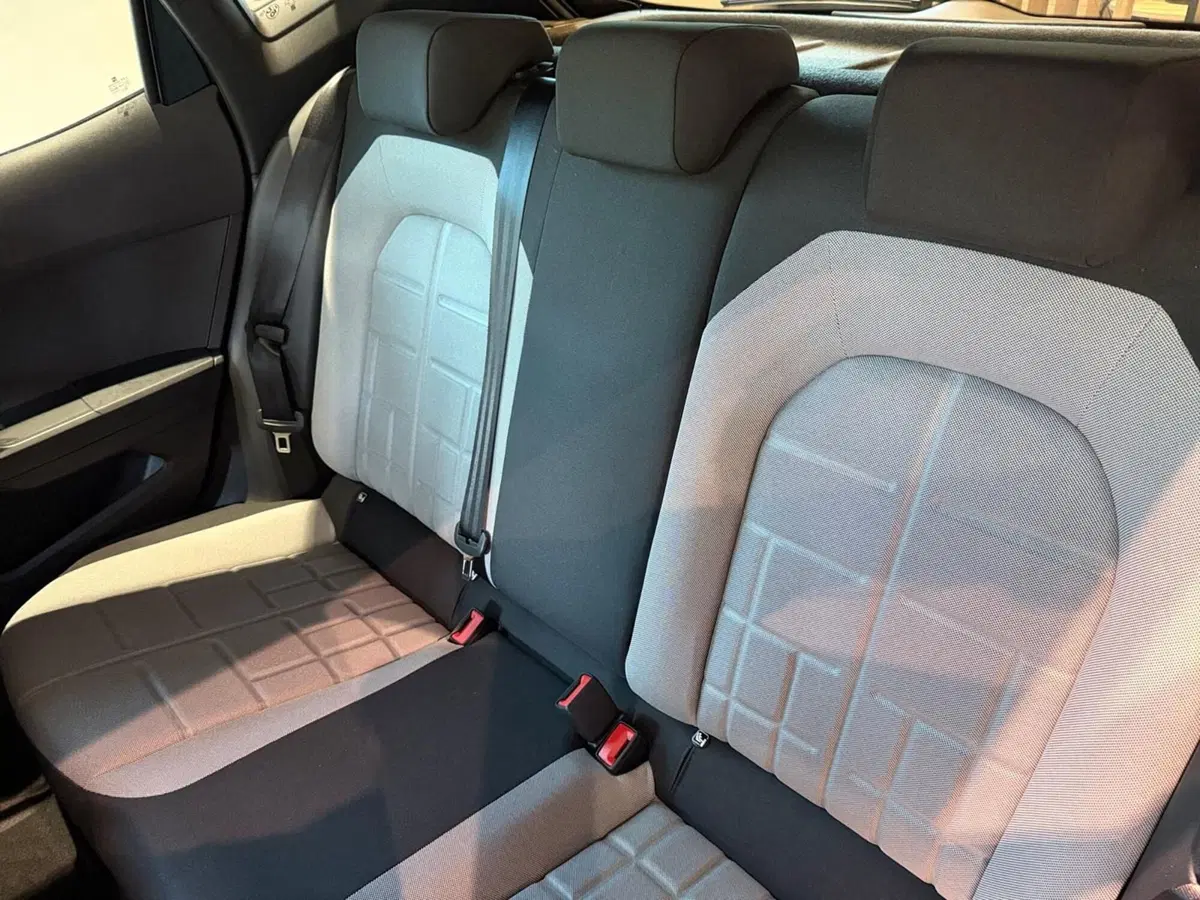 SEAT Ibiza nuova a Lecco (12)