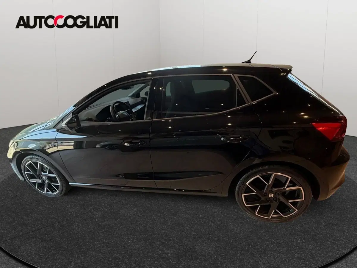 SEAT Ibiza nuova a Lecco (3)