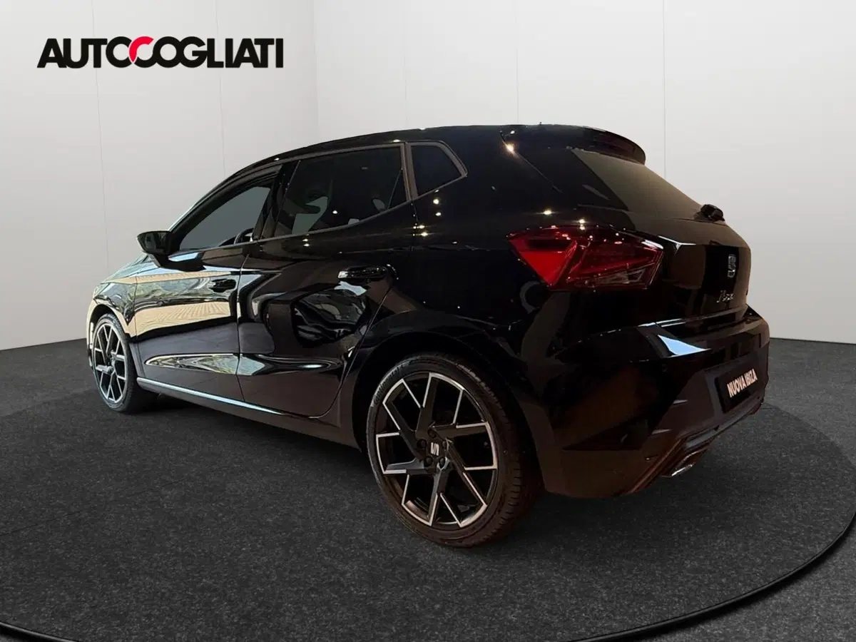 SEAT Ibiza nuova a Lecco (4)
