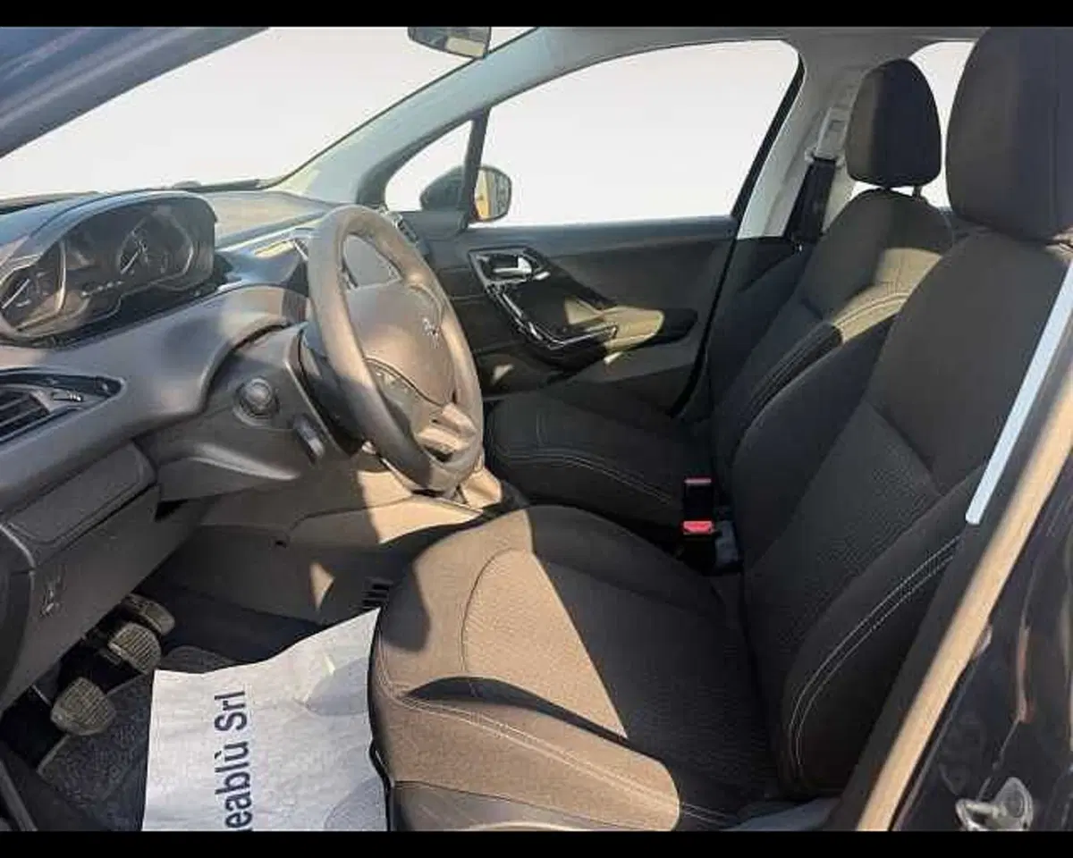 Peugeot 208 usata a Ravenna (9)