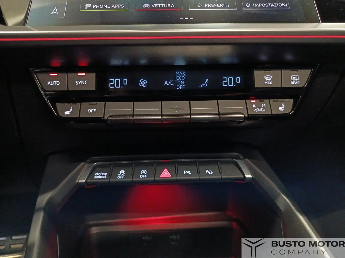 Audi RS 3 Sportback usata a Varese (15)