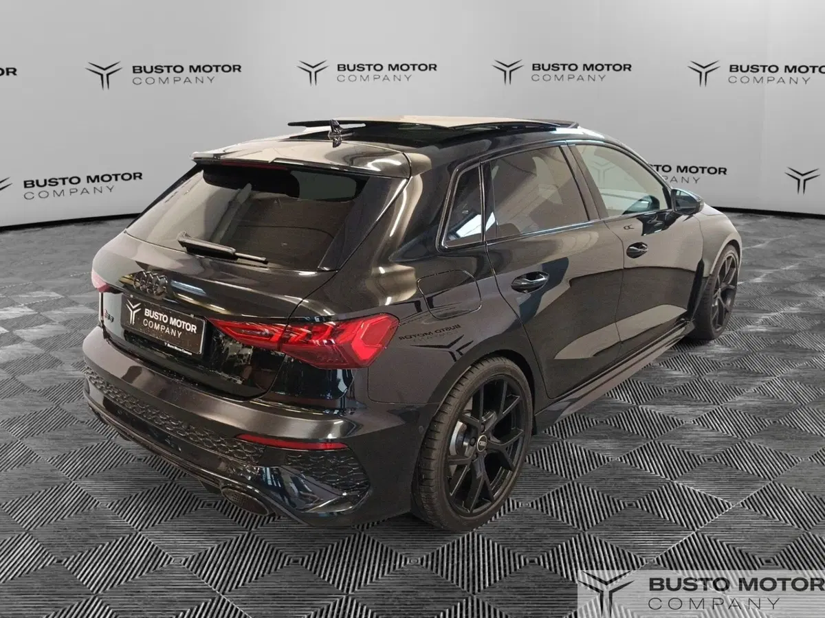 Audi RS 3 Sportback usata a Varese (4)