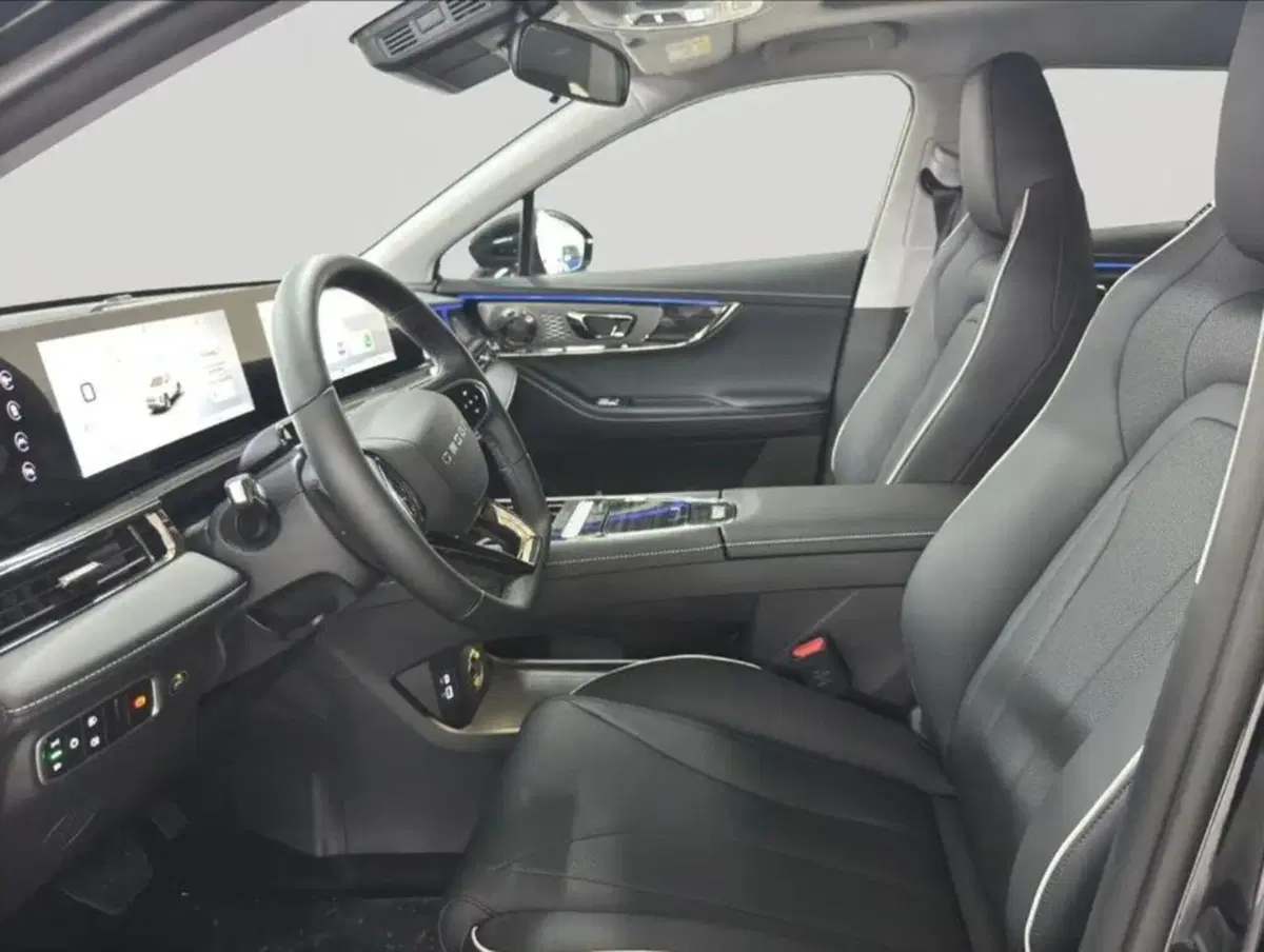 Omoda Omoda 5 SHS-H nuova a Bologna (7)