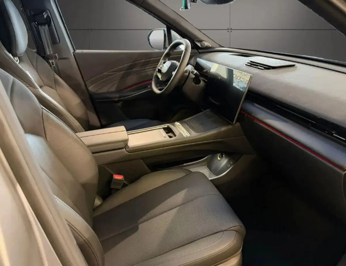 Omoda Omoda 7 SHS-P nuova a Bologna (9)